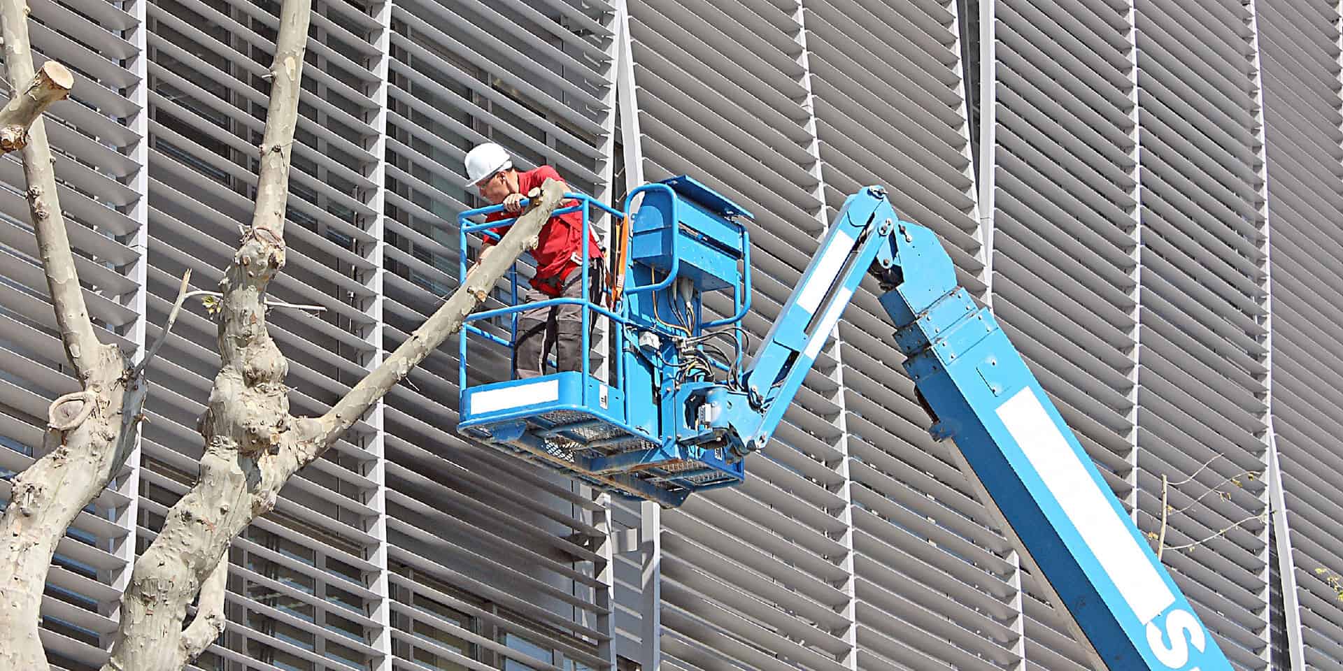 Commercial Blind Services London | Cleaning, Repairs & Installations